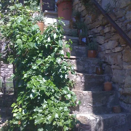 Casa Borgo بيت للعطل