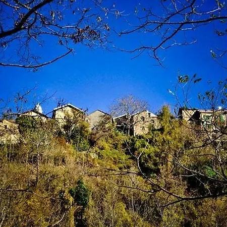 Casa Borgo بيت للعطل Senarega